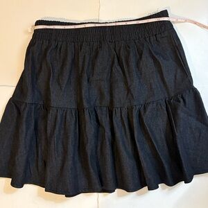 Women's Black Tiered Elastic-Waist Mini Flare Skirt
